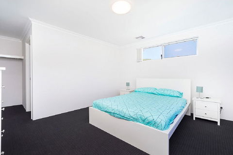 Victoria Park Town House - Accommodation Kalgoorlie 2