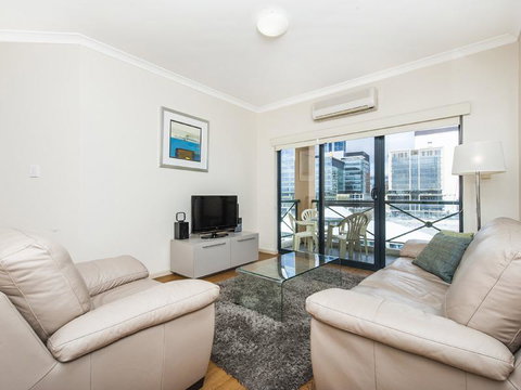 James On The Park - Executive Escapes - Accommodation Kalgoorlie 15