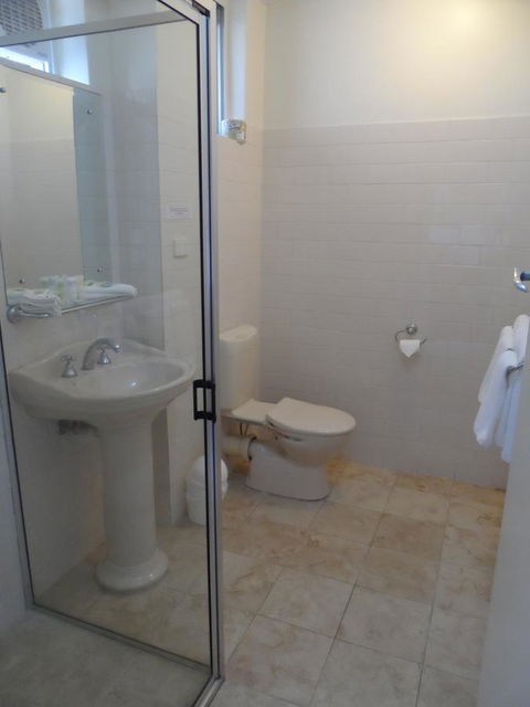 Clifton Motel & Grittleton Lodge - Accommodation Kalgoorlie 24