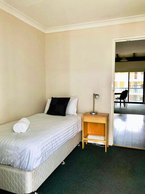 West Beach Lagoon 216 - Quiet & Relaxing - Accommodation Kalgoorlie 3