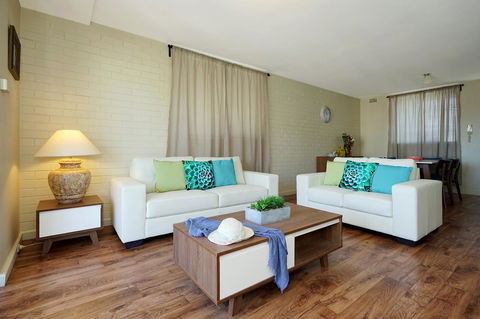 Freo Apartment - Accommodation Kalgoorlie 0