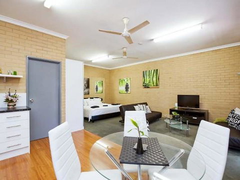 Garden Studio - Accommodation Kalgoorlie 4
