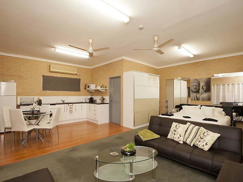 Garden Studio - Accommodation Kalgoorlie 7