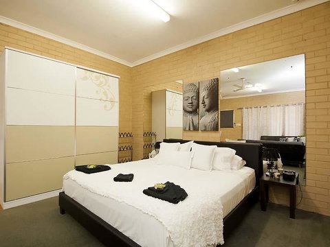 Garden Studio - Accommodation Kalgoorlie 3