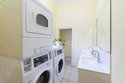 MyOZexp Aberdeen Lodge - Accommodation Kalgoorlie 6