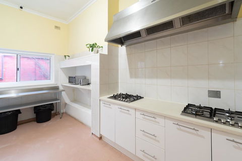 MyOZexp Aberdeen Lodge - Accommodation Kalgoorlie 8