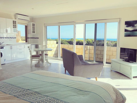 Ocean Reef Vista - Accommodation Kalgoorlie 11