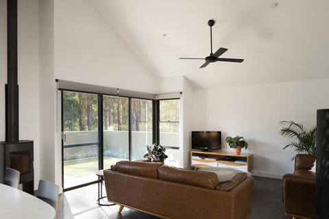 Berms And Barrels - New - Accommodation Kalgoorlie 5