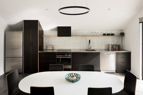 Berms And Barrels - New - Accommodation Kalgoorlie 0