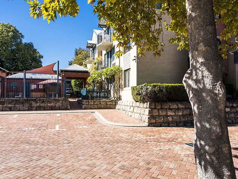 Subiaco Village 28 - Accommodation Kalgoorlie 20
