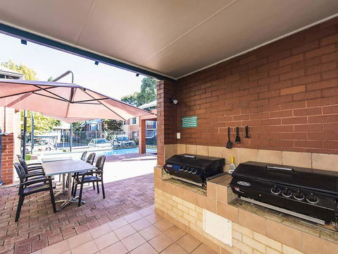 Subiaco Village 28 - Accommodation Kalgoorlie 23