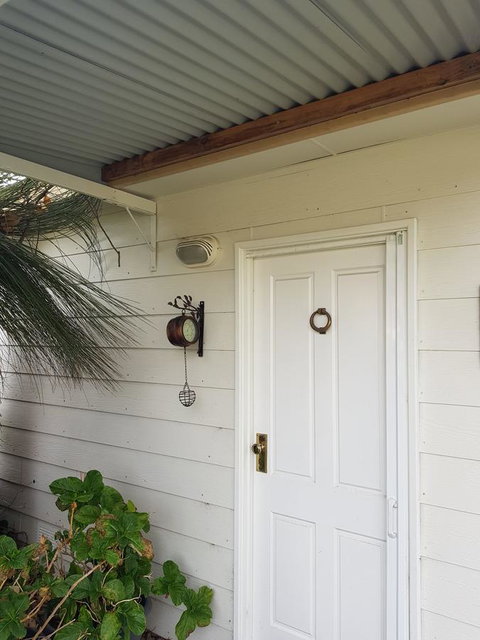 While Away Holiday Accommodation - Accommodation Kalgoorlie 15