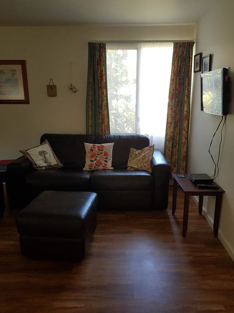 While Away Holiday Accommodation - Accommodation Kalgoorlie 3