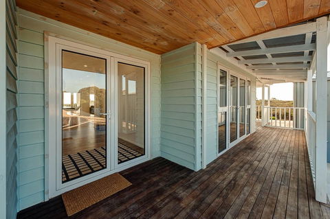 Blue Sky Escapes The Lookout Lancelin - Accommodation Kalgoorlie 18