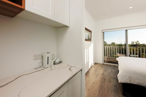 Blue Sky Escapes The Lookout Lancelin - Accommodation Kalgoorlie 21