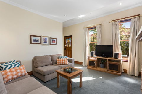 100 On South Callan Apartments - Accommodation Kalgoorlie 2