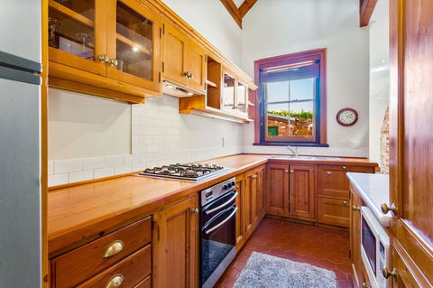 100 On South Callan Apartments - Accommodation Kalgoorlie 4