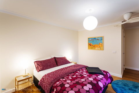 Stablebase - Accommodation Kalgoorlie 11