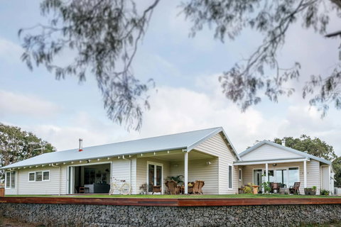 Stablebase - Accommodation Kalgoorlie 3