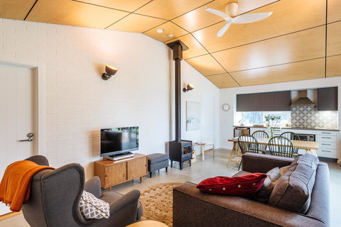 Stablebase - Accommodation Kalgoorlie 15