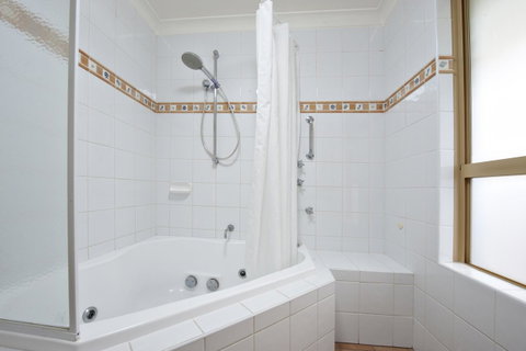 Mandalay Holiday Resort And Tourist Park - Accommodation Kalgoorlie 11