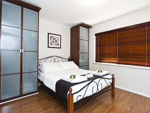 Lucy's House - Accommodation Kalgoorlie 2