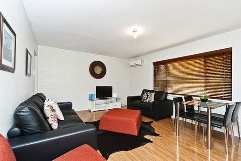 Lucy's House - Accommodation Kalgoorlie 3