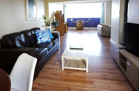 Studio 302 With Ocean Views - Accommodation Kalgoorlie 0