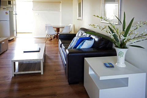 Studio 302 With Ocean Views - Accommodation Kalgoorlie 13
