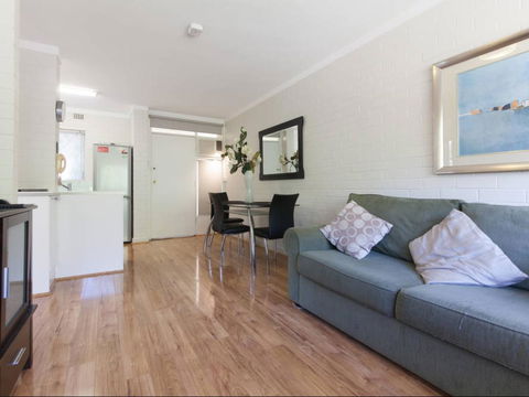 Rosalie In Shenton Park - Accommodation Kalgoorlie 6