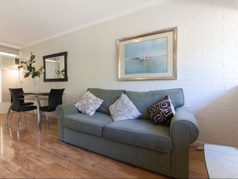 Rosalie In Shenton Park - Accommodation Kalgoorlie 7