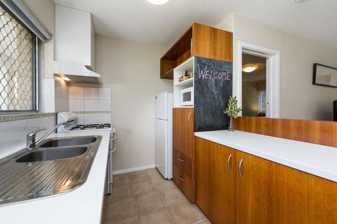 Townshend Rd - Accommodation Kalgoorlie 42