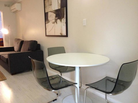 Townshend Rd - Accommodation Kalgoorlie 4