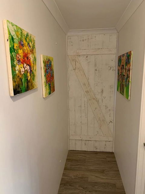 Stylish Colourfull Getaway - Accommodation Kalgoorlie 9