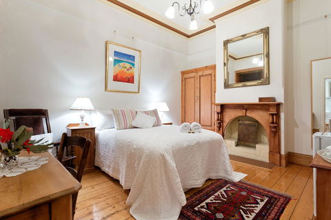 Annie's Victorian Terrace Accommodation Fremantle - Accommodation Kalgoorlie 13