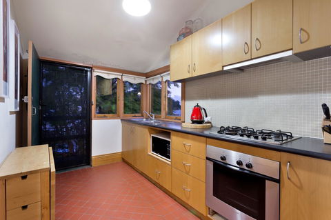 Annie's Victorian Terrace Accommodation Fremantle - Accommodation Kalgoorlie 20