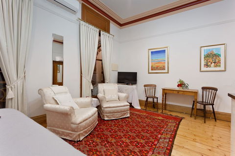 Annie's Victorian Terrace Accommodation Fremantle - Accommodation Kalgoorlie 5