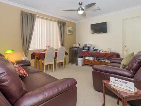 Ascot On Swan Bed & Breakfast - Accommodation Kalgoorlie 4