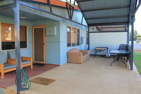 Kestrel Chalets - Accommodation Kalgoorlie 18
