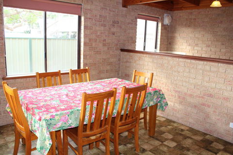 Kestrel Chalets - Accommodation Kalgoorlie 20