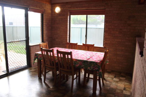 Kestrel Chalets - Accommodation Kalgoorlie 17