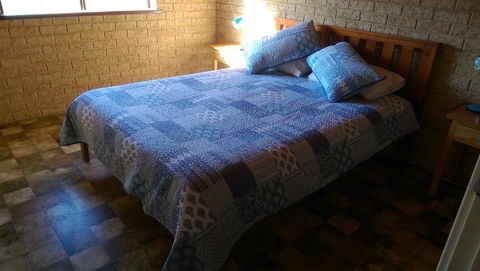 Kestrel Chalets - Accommodation Kalgoorlie 7