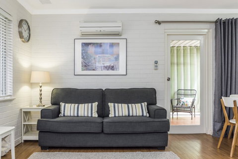 Hensman 10 - Accommodation Kalgoorlie 7