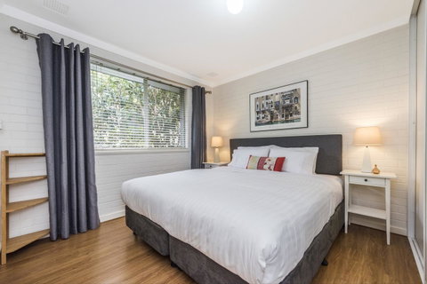 Hensman 10 - Accommodation Kalgoorlie 12