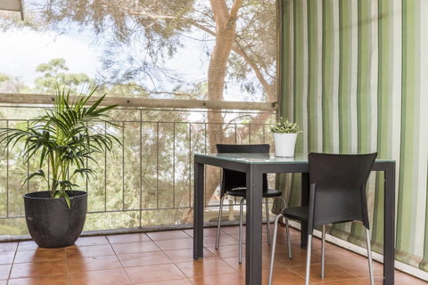 Hensman 10 - Accommodation Kalgoorlie 18