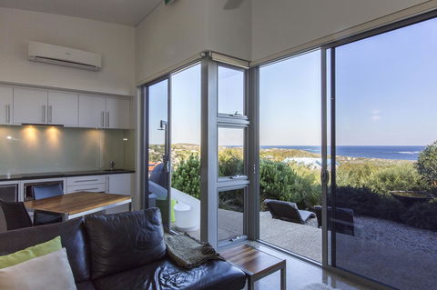 Aquatic Visions - Accommodation Kalgoorlie 13