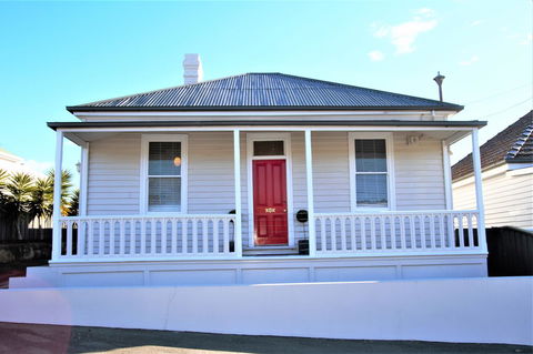 Horlock House - Accommodation Kalgoorlie 1