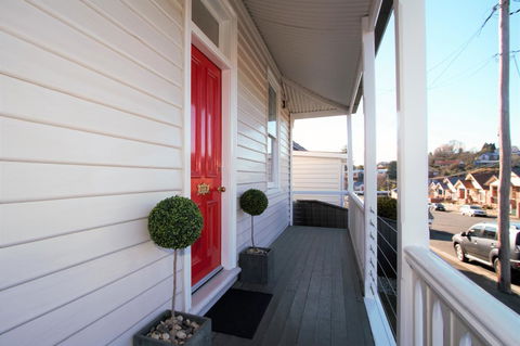 Horlock House - Accommodation Kalgoorlie 3