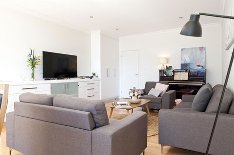 Sandy Bay Waterfront Home - Accommodation Kalgoorlie 27