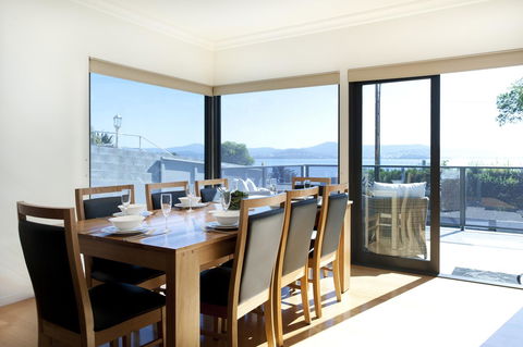 Sandy Bay Waterfront Home - Accommodation Kalgoorlie 31